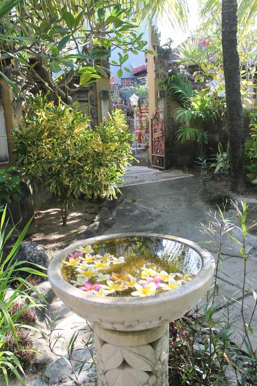 Green Palm Homestay BALI Exterior foto