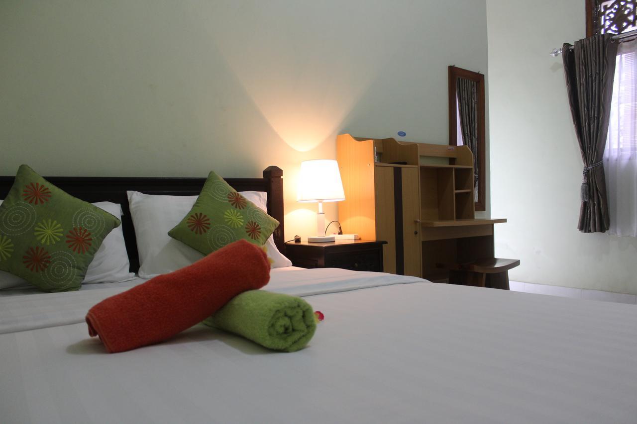 Green Palm Homestay BALI Exterior foto
